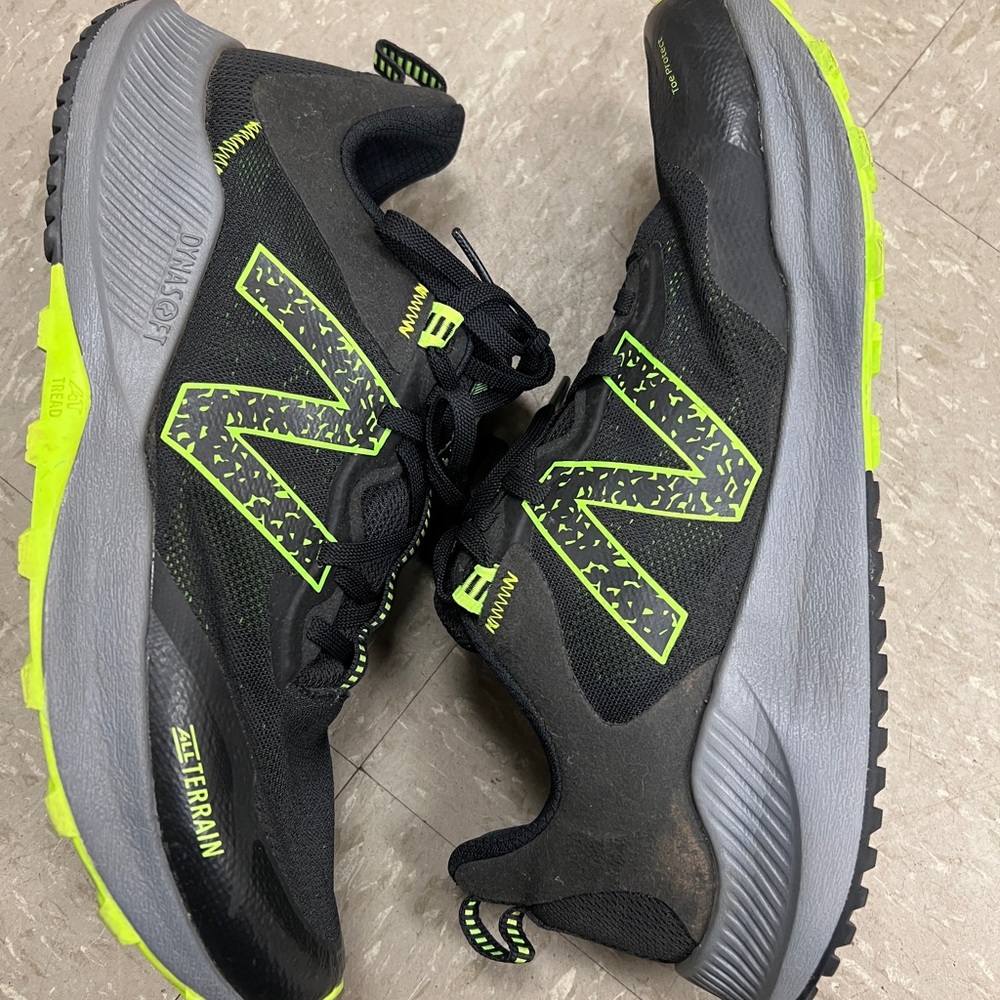New Balance Fresh Foam Arishi Trail All-Terrain Sneakers – Men’s Size 13